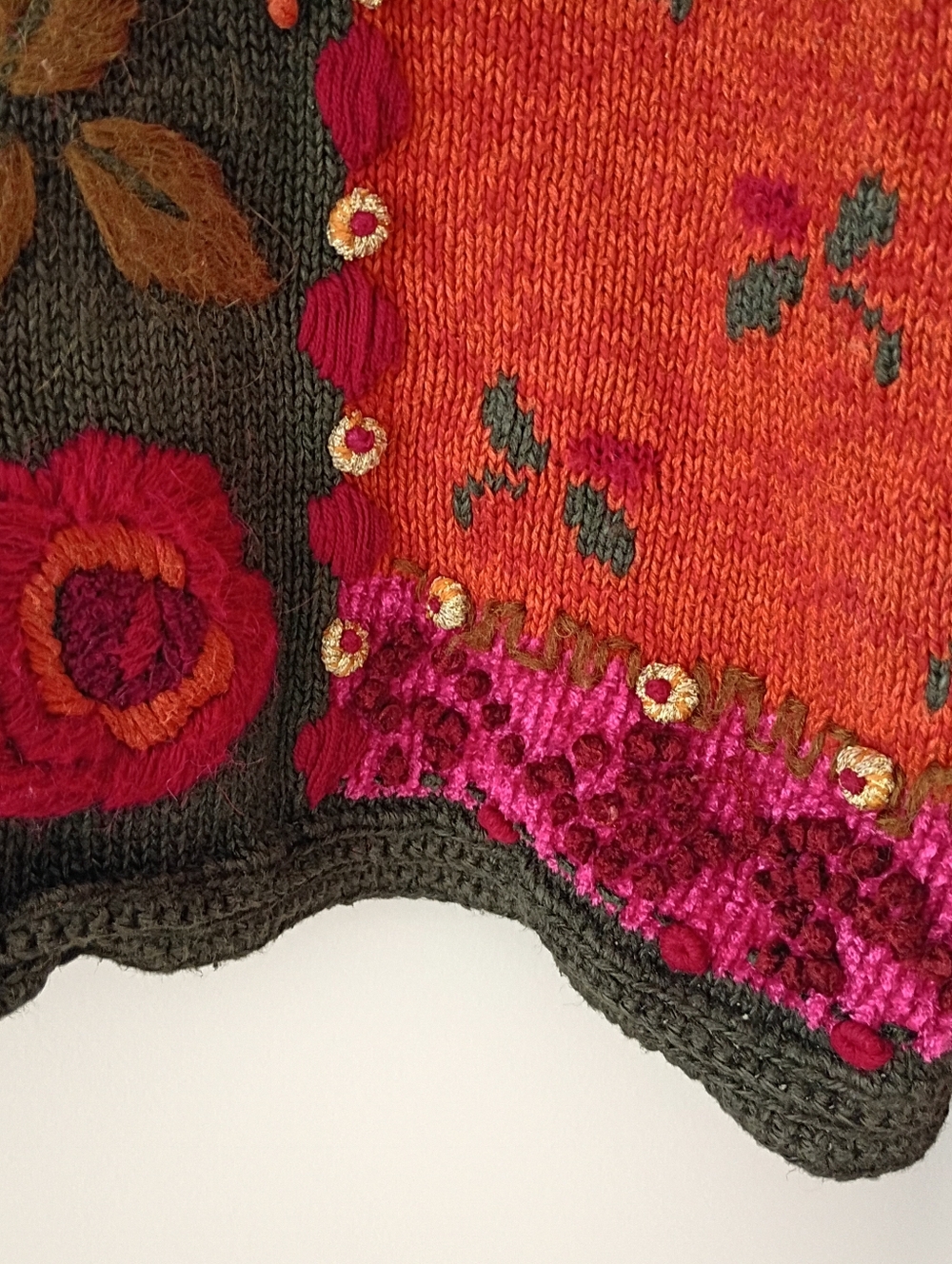 Vintage Northern Isles Hand Knit Floral Embroidered Sweater Cardigan Bohemian - Picture 4 of 11